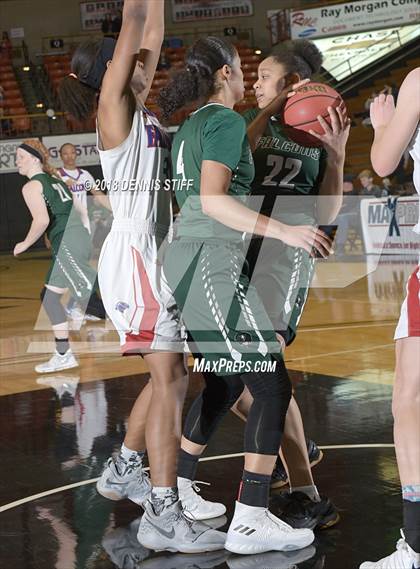 Thumbnail 2 in River Valley vs. Christian Brothers (CIF SJS D3 Final) photogallery.