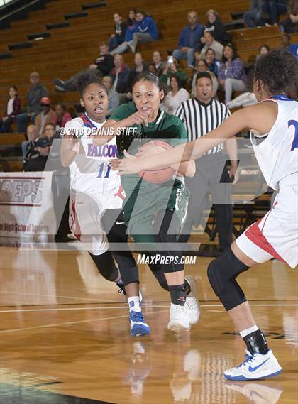 Thumbnail 3 in River Valley vs. Christian Brothers (CIF SJS D3 Final) photogallery.