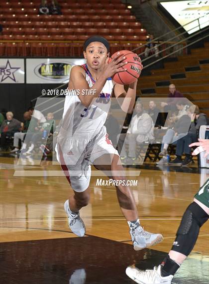 Thumbnail 3 in River Valley vs. Christian Brothers (CIF SJS D3 Final) photogallery.