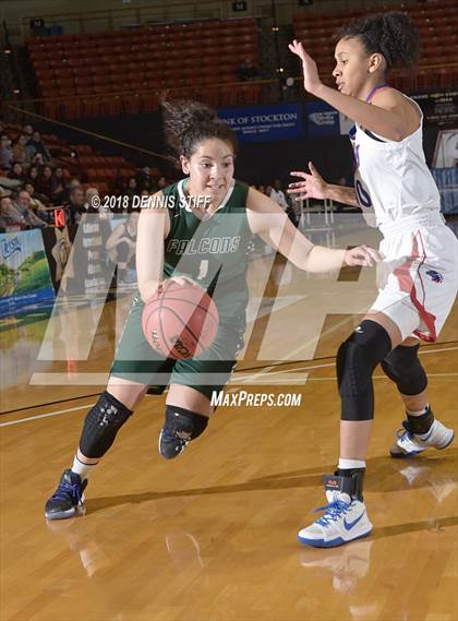 Thumbnail 2 in River Valley vs. Christian Brothers (CIF SJS D3 Final) photogallery.