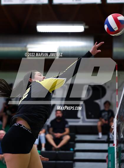 Thumbnail 1 in Newbury Park @ Thousand Oaks photogallery.
