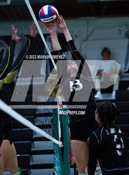 Thumbnail 2 in Newbury Park @ Thousand Oaks photogallery.