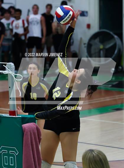 Thumbnail 2 in Newbury Park @ Thousand Oaks photogallery.