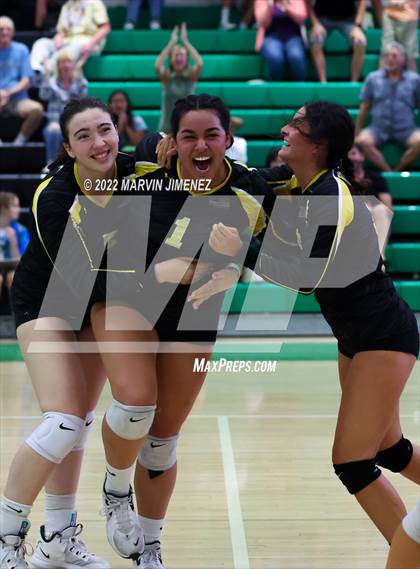 Thumbnail 3 in Newbury Park @ Thousand Oaks photogallery.