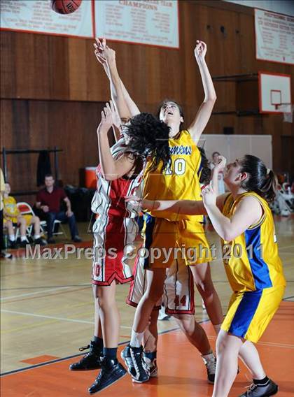 Thumbnail 3 in Verdugo Hills vs. Holy Martyrs Armenian (Poly Tournament) photogallery.