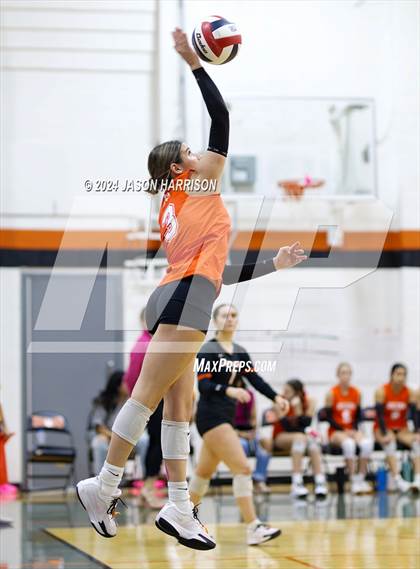 Thumbnail 1 in Petrolia @ Nocona photogallery.