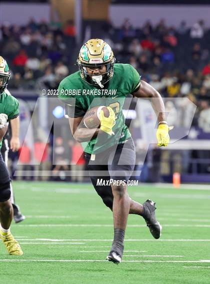 Thumbnail 2 in Vandegrift vs. DeSoto (UIL 6A Division II Final) photogallery.