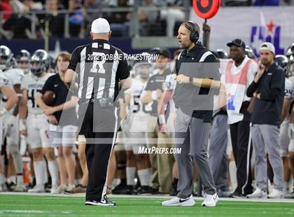 Thumbnail 1 in Vandegrift vs. DeSoto (UIL 6A Division II Final) photogallery.