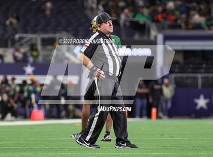 Thumbnail 2 in Vandegrift vs. DeSoto (UIL 6A Division II Final) photogallery.