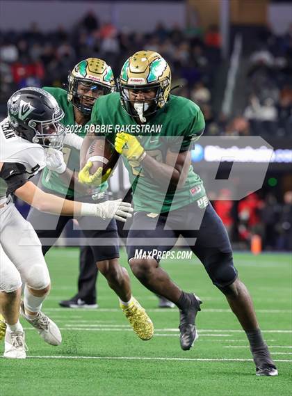 Thumbnail 3 in Vandegrift vs. DeSoto (UIL 6A Division II Final) photogallery.