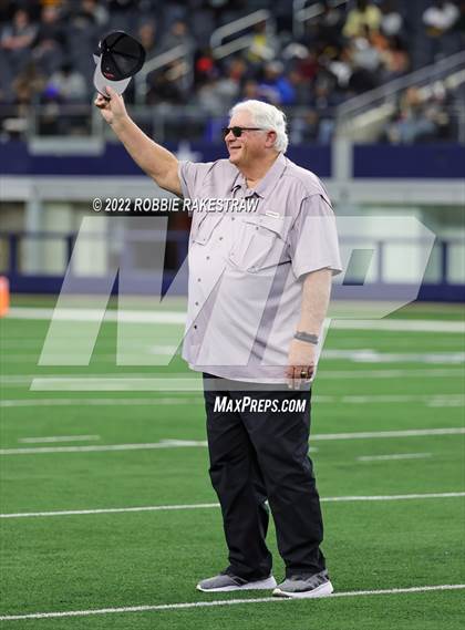 Thumbnail 1 in Vandegrift vs. DeSoto (UIL 6A Division II Final) photogallery.