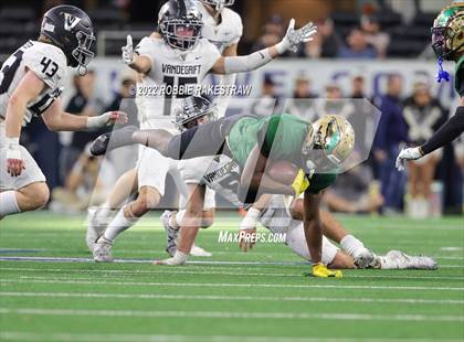 Thumbnail 1 in Vandegrift vs. DeSoto (UIL 6A Division II Final) photogallery.