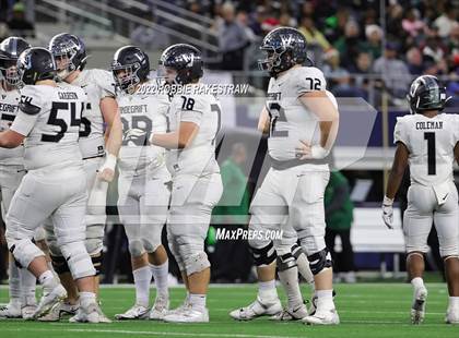 Thumbnail 1 in Vandegrift vs. DeSoto (UIL 6A Division II Final) photogallery.