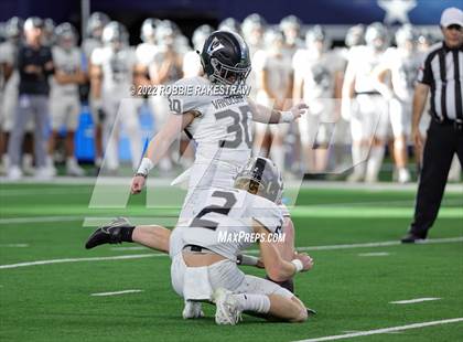 Thumbnail 3 in Vandegrift vs. DeSoto (UIL 6A Division II Final) photogallery.
