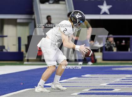 Thumbnail 2 in Vandegrift vs. DeSoto (UIL 6A Division II Final) photogallery.