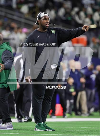 Thumbnail 3 in Vandegrift vs. DeSoto (UIL 6A Division II Final) photogallery.