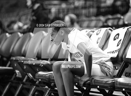 Thumbnail 3 in Montgomery @ Oakland (CIF State Division 5 Final) photogallery.