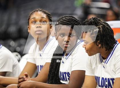 Thumbnail 1 in Montgomery @ Oakland (CIF State Division 5 Final) photogallery.