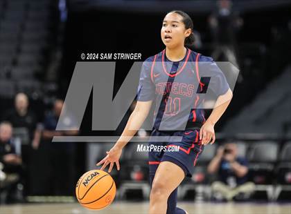 Thumbnail 1 in Montgomery @ Oakland (CIF State Division 5 Final) photogallery.