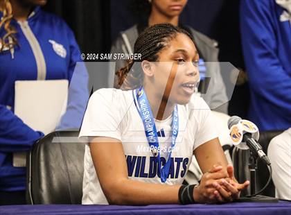 Thumbnail 1 in Montgomery @ Oakland (CIF State Division 5 Final) photogallery.