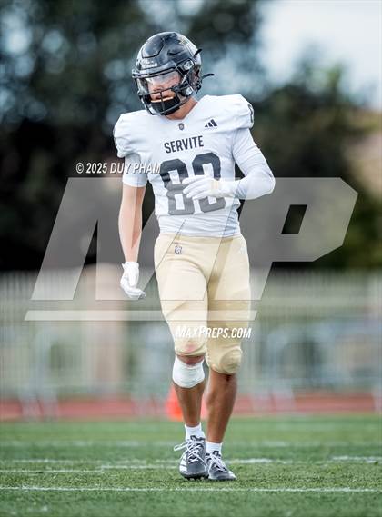 Thumbnail 2 in JV: Servite @ JSerra photogallery.