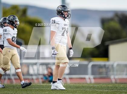 Thumbnail 2 in JV: Servite @ JSerra photogallery.