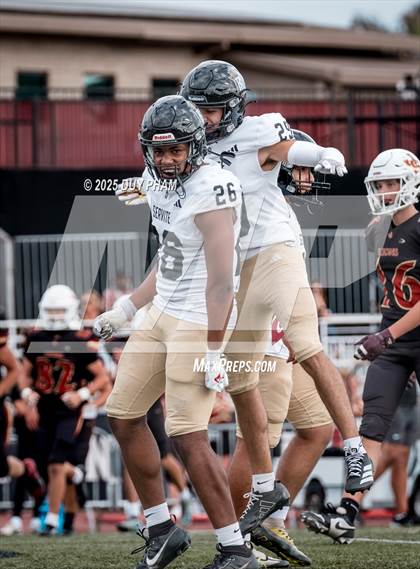 Thumbnail 3 in JV: Servite @ JSerra photogallery.