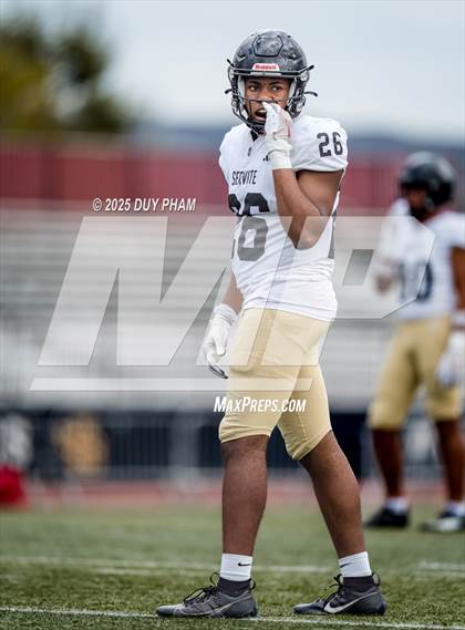 Thumbnail 1 in JV: Servite @ JSerra photogallery.