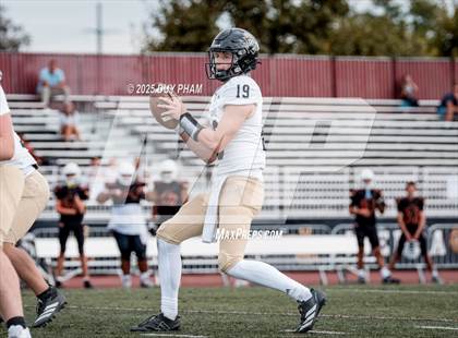 Thumbnail 2 in JV: Servite @ JSerra photogallery.