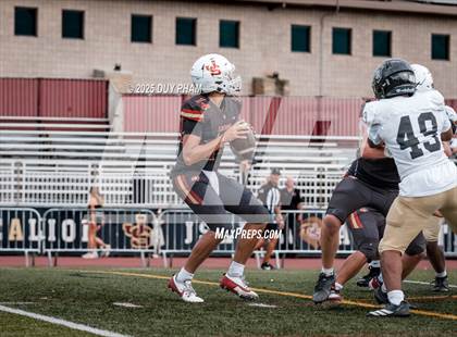 Thumbnail 3 in JV: Servite @ JSerra photogallery.