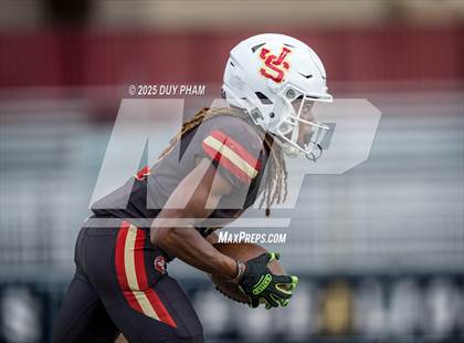 Thumbnail 1 in JV: Servite @ JSerra photogallery.