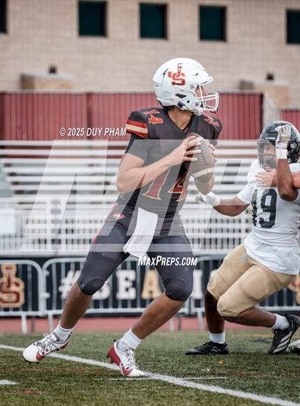 Thumbnail 2 in JV: Servite @ JSerra photogallery.