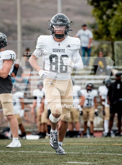 Thumbnail 2 in JV: Servite @ JSerra photogallery.