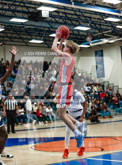 Thumbnail 2 in Patriot vs Potomac Senior (VHSL Class 6 Region B Finals) photogallery.