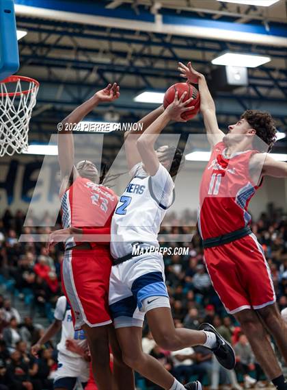 Thumbnail 2 in Patriot vs Potomac Senior (VHSL Class 6 Region B Finals) photogallery.