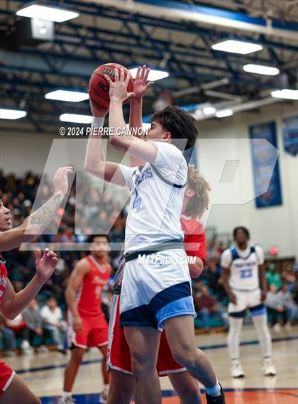Thumbnail 3 in Patriot vs Potomac Senior (VHSL Class 6 Region B Finals) photogallery.