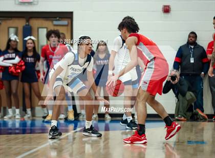 Thumbnail 2 in Patriot vs Potomac Senior (VHSL Class 6 Region B Finals) photogallery.
