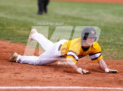 Thumbnail 3 in Frederick @ Windsor photogallery.
