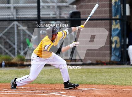 Thumbnail 3 in Frederick @ Windsor photogallery.