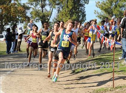 Thumbnail 2 in CIF State Cross Country Championships (Boys Division II) photogallery.