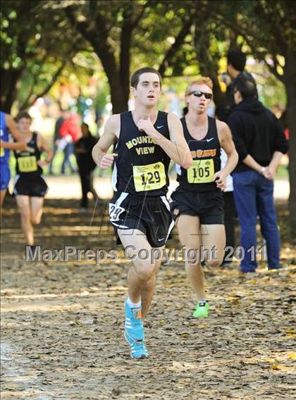 Thumbnail 2 in CIF State Cross Country Championships (Boys Division II) photogallery.