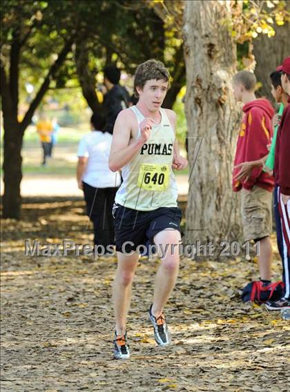 Thumbnail 2 in CIF State Cross Country Championships (Boys Division II) photogallery.
