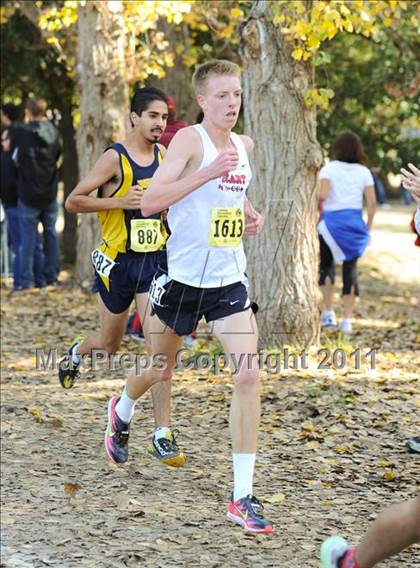 Thumbnail 2 in CIF State Cross Country Championships (Boys Division II) photogallery.