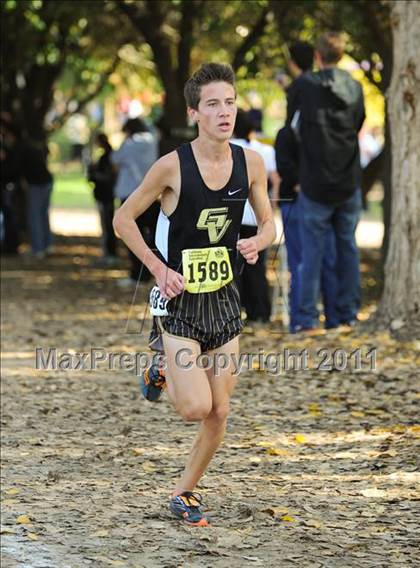 Thumbnail 2 in CIF State Cross Country Championships (Boys Division II) photogallery.
