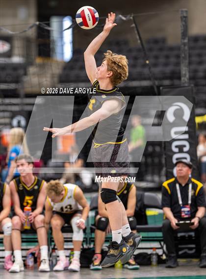 Thumbnail 3 in Wasatch vs. Olympus (UHSAA 5A Semifinal) photogallery.