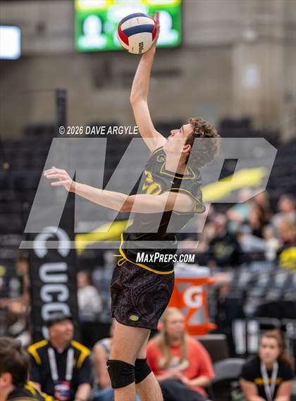 Thumbnail 1 in Wasatch vs. Olympus (UHSAA 5A Semifinal) photogallery.