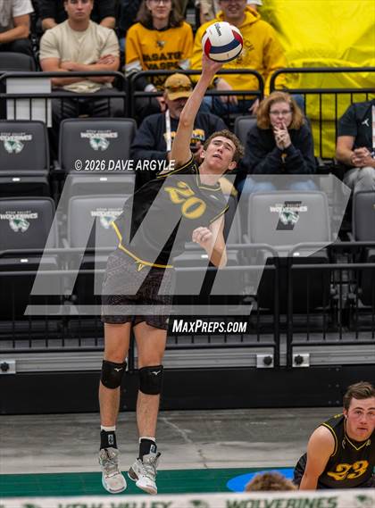 Thumbnail 1 in Wasatch vs. Olympus (UHSAA 5A Semifinal) photogallery.