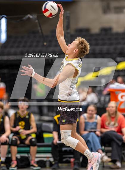 Thumbnail 2 in Wasatch vs. Olympus (UHSAA 5A Semifinal) photogallery.