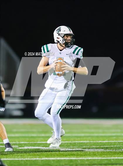 Thumbnail 3 in Aurora vs. Ursuline (OHSAA Division 3 Round 3) photogallery.