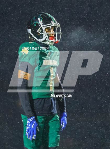 Thumbnail 1 in Aurora vs. Ursuline (OHSAA Division 3 Round 3) photogallery.